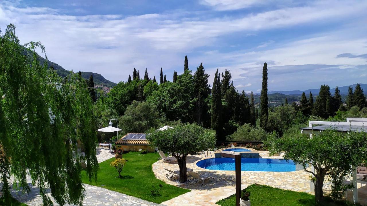 villa claire corfu Achílleion Esterno foto
