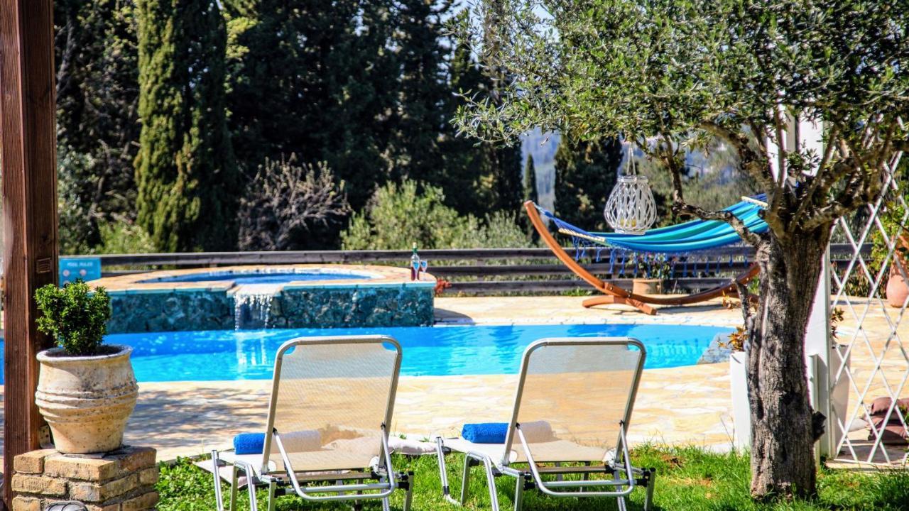 villa claire corfu Achílleion Esterno foto